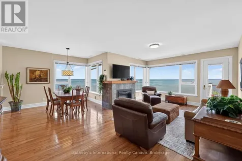 541 Mariners Way Collingwood ON L9Y 5C7