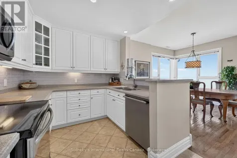 541 Mariners Way Collingwood ON L9Y 5C7