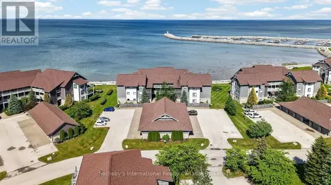 541 Mariners Way Collingwood ON L9Y 5C7