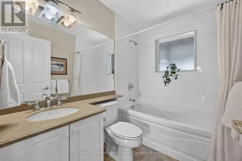 541 Mariners Way Collingwood ON L9Y 5C7