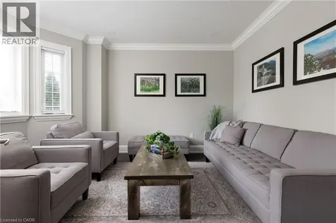 540 Weir Avenue Oakville ON L6L 4X4