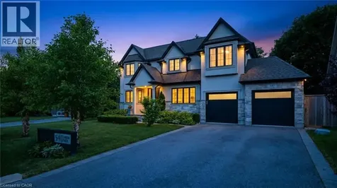 540 Weir Avenue Oakville ON L6L 4X4
