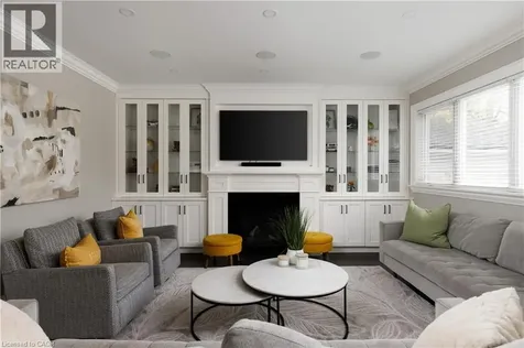 540 Weir Avenue Oakville ON L6L 4X4