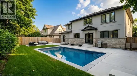 540 Weir Avenue Oakville ON L6L 4X4
