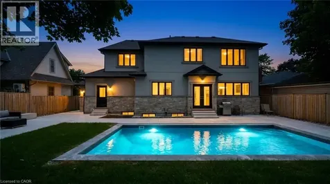 540 Weir Avenue Oakville ON L6L 4X4