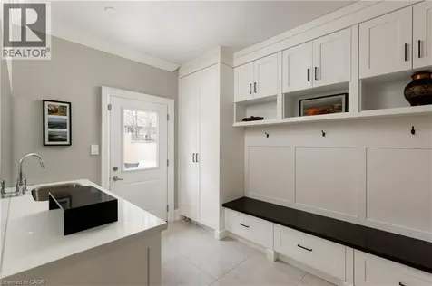 540 Weir Avenue Oakville ON L6L 4X4