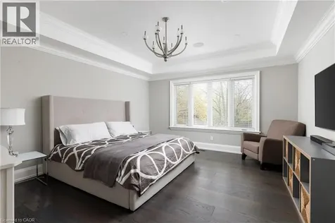 540 Weir Avenue Oakville ON L6L 4X4