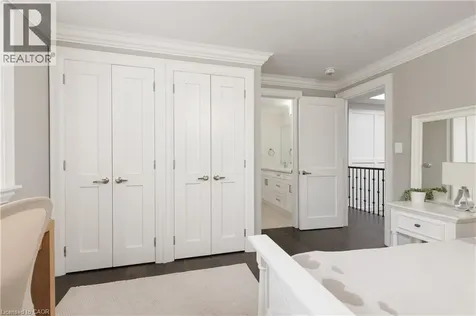 540 Weir Avenue Oakville ON L6L 4X4