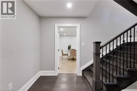 540 Weir Avenue Oakville ON L6L 4X4
