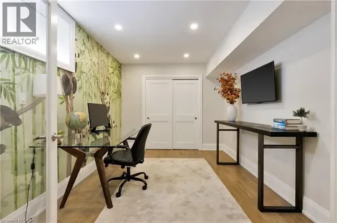 540 Weir Avenue Oakville ON L6L 4X4