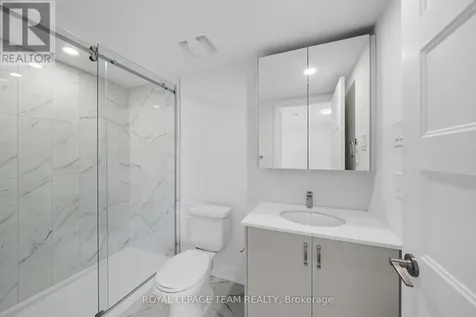 998 Hollington Street Ottawa ON K1Z 6K6