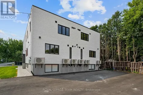 998 Hollington Street Ottawa ON K1Z 6K6