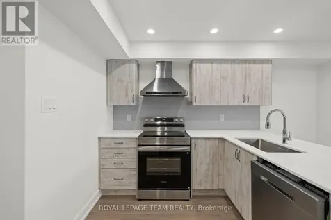 998 Hollington Street Ottawa ON K1Z 6K6