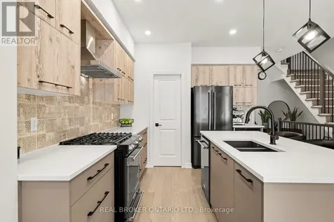 769 Cairn Crescent Ottawa ON K1W 0P4