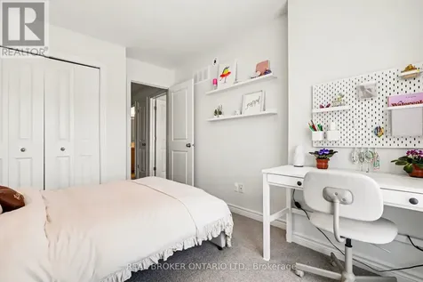 769 Cairn Crescent Ottawa ON K1W 0P4