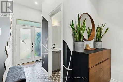 769 Cairn Crescent Ottawa ON K1W 0P4