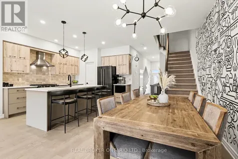 769 Cairn Crescent Ottawa ON K1W 0P4