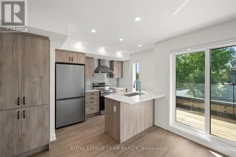 998 Hollington Street Ottawa ON K1Z 7Z9