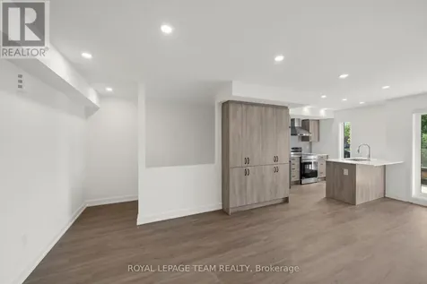 998 Hollington Street Ottawa ON K1Z 7Z9