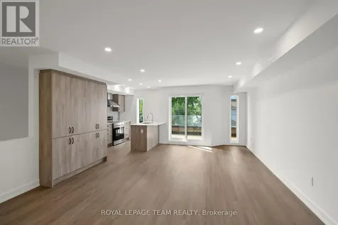 998 Hollington Street Ottawa ON K1Z 7Z9
