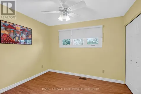 3 Haywood Crescent Ottawa ON K2L 2J3