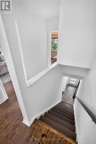 30 Willowmount Drive Toronto (clairlea-birchmount) ON M1L 1Y1