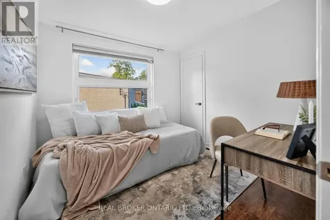 30 Willowmount Drive Toronto (clairlea-birchmount) ON M1L 1Y1