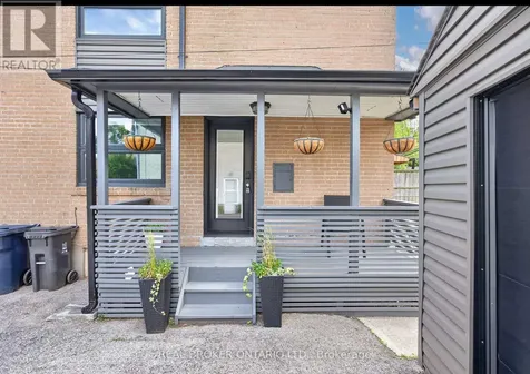30 Willowmount Drive Toronto (clairlea-birchmount) ON M1L 1Y1