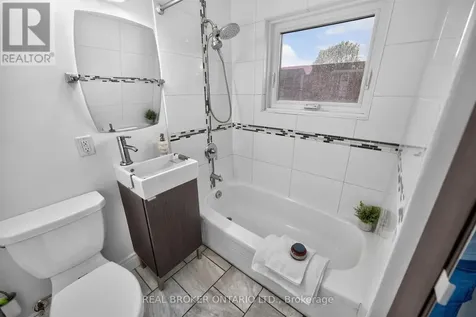 30 Willowmount Drive Toronto (clairlea-birchmount) ON M1L 1Y1