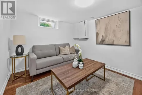 30 Willowmount Drive Toronto (clairlea-birchmount) ON M1L 1Y1