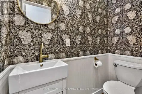 14 Mortimer Avenue Toronto (broadview North) ON M4K 1Z8