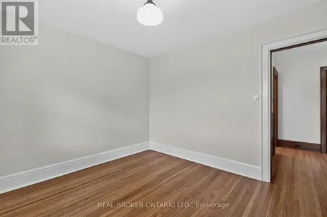 14 Mortimer Avenue Toronto (broadview North) ON M4K 1Z8