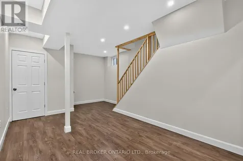 14 Mortimer Avenue Toronto (broadview North) ON M4K 1Z8