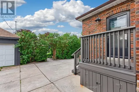 14 Mortimer Avenue Toronto (broadview North) ON M4K 1Z8