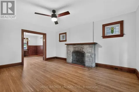 14 Mortimer Avenue Toronto (broadview North) ON M4K 1Z8