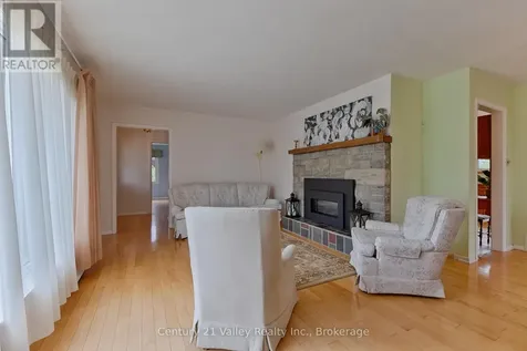 32 Foymount Road Bonnechere Valley ON K0J 1T0