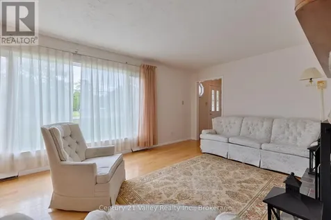 32 Foymount Road Bonnechere Valley ON K0J 1T0