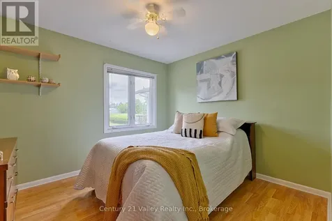 32 Foymount Road Bonnechere Valley ON K0J 1T0