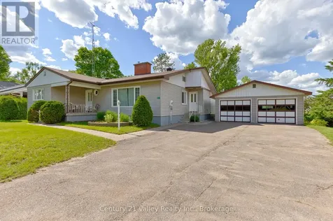 32 Foymount Road Bonnechere Valley ON K0J 1T0