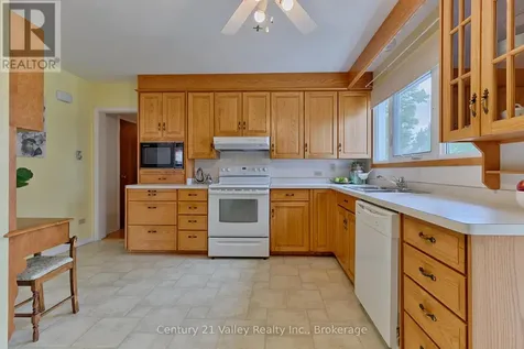 32 Foymount Road Bonnechere Valley ON K0J 1T0