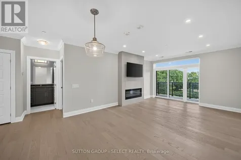 1975 Fountain Grass Drive London South (south B) ON N6K 0M3