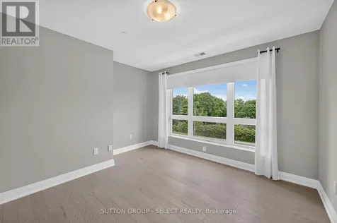 1975 Fountain Grass Drive London South (south B) ON N6K 0M3