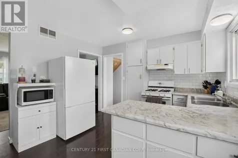 44 Hammond Street St. Thomas ON N5P 2B7