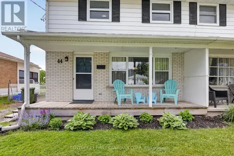 44 Hammond Street St. Thomas ON N5P 2B7