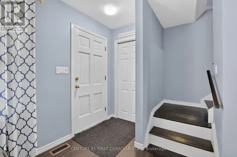 44 Hammond Street St. Thomas ON N5P 2B7