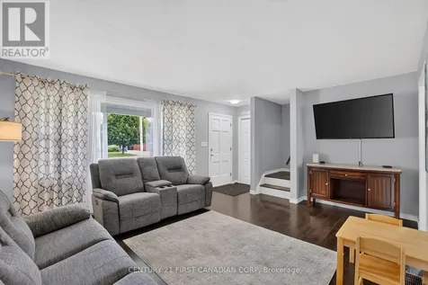 44 Hammond Street St. Thomas ON N5P 2B7