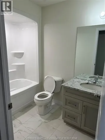 1186 Aspen Ridge Crescent Lakeshore ON N8L 0W3