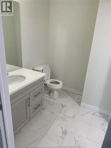 1186 Aspen Ridge Crescent Lakeshore ON N8L 0W3