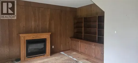 960 Scofield Avenue Windsor ON N9G 1L7