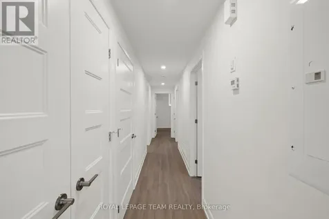 998 Hollington Street Ottawa ON K1Z 6K6